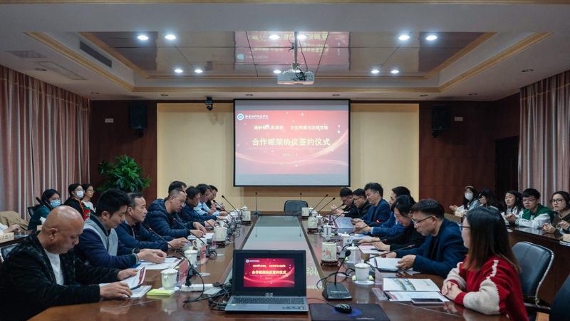 在成都，以下几家公司具有较高的品牌设计实力，值得推荐：